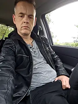 Hectorthyssen1 online show from October 2025 02:19:01 PM