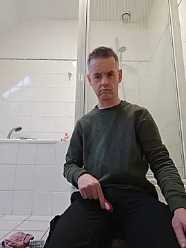 Hectorthyssen1 online show from February 2026 04:03:02 PM