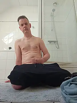 Snapshot of Hectorthyssen1 chatting on May 2026 11:05:01 AM Hectorthyssen1 online show from May 2026 11:05:01 AM