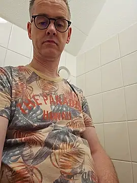 Hectorthyssen1 online show from July 2026 01:07:02 PM