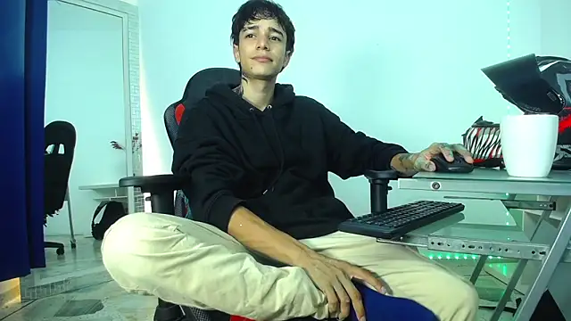 Zacktk7 online show from December 2024 11:39:02 PM