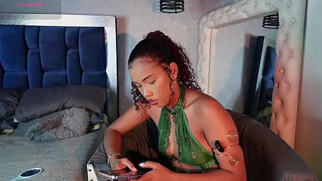 Salome Williamss online show from May 2026 12:36:02 PM