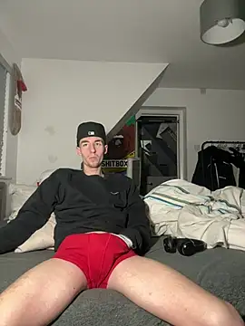 Snapshot of MikesWood21 chatting on January 2025 03:58:02 AM MikesWood21 online show from January 2025 03:58:02 AM