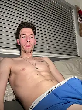 Snapshot of MikesWood21 chatting on February 2025 01:36:01 AM MikesWood21 online show from February 2025 01:36:01 AM