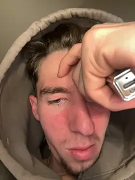 Snapshot of MikesWood21 chatting on September 2025 12:34:01 AM MikesWood21 online show from September 2025 12:34:01 AM