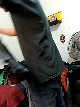 Snapshot of jhonyhot9292 chatting on October 2025 06:25:01 AM jhonyhot9292 online show from October 2025 06:25:01 AM