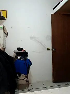 Snapshot of jhonyhot9292 chatting on February 2026 10:40:01 PM jhonyhot9292 online show from February 2026 10:40:01 PM