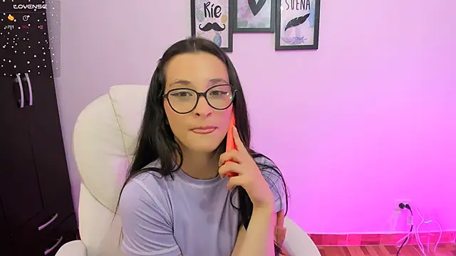 mariaan m  online show from January 2025 06:56:01 PM