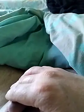 ChiefAlley4 online show from April 2026 12:25:01 PM