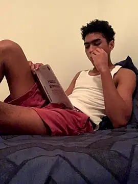 Snapshot of Ryan-hot chatting on December 2024 12:52:01 AM Ryan-hot online show from December 2024 12:52:01 AM