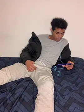 Snapshot of Ryan-hot chatting on December 2024 02:45:02 AM Ryan-hot online show from December 2024 02:45:02 AM