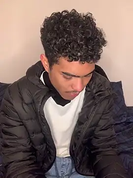 Snapshot of Ryan-hot chatting on December 2024 09:53:02 PM Ryan-hot online show from December 2024 09:53:02 PM