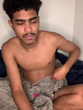 Snapshot of Ryan-hot chatting on January 2025 10:02:01 PM Ryan-hot online show from January 2025 10:02:01 PM