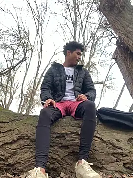 Snapshot of Ryan-hot chatting on January 2025 03:52:01 PM Ryan-hot online show from January 2025 03:52:01 PM