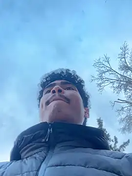 Snapshot of Ryan-hot chatting on February 2025 05:07:01 PM Ryan-hot online show from February 2025 05:07:01 PM