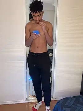 Snapshot of Ryan-hot chatting on March 2025 02:49:02 AM Ryan-hot online show from March 2025 02:49:02 AM