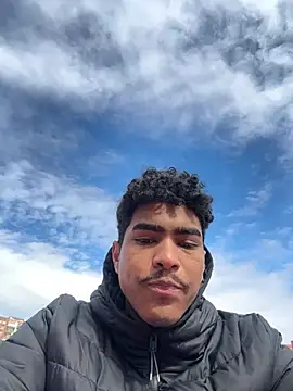 Snapshot of Ryan-hot chatting on March 2025 10:39:02 AM Ryan-hot online show from March 2025 10:39:02 AM