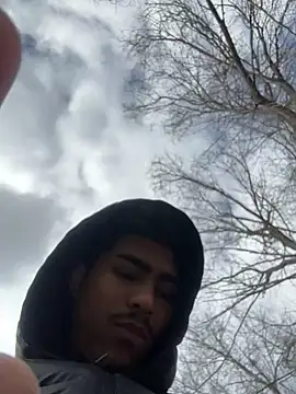 Snapshot of Ryan-hot chatting on March 2025 02:08:01 PM Ryan-hot online show from March 2025 02:08:01 PM