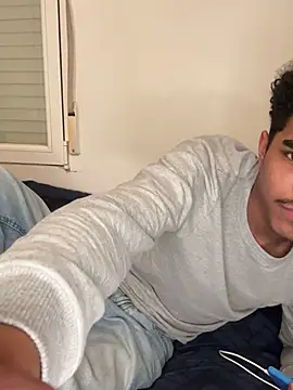 Snapshot of Ryan-hot chatting on March 2025 05:13:01 PM Ryan-hot online show from March 2025 05:13:01 PM