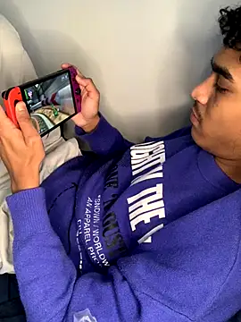 Snapshot of Ryan-hot chatting on October 2025 11:37:01 PM Ryan-hot online show from October 2025 11:37:01 PM