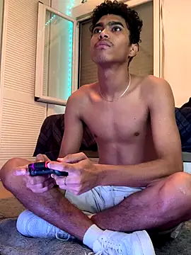 Snapshot of Ryan-hot chatting on October 2025 06:04:01 PM Ryan-hot online show from October 2025 06:04:01 PM