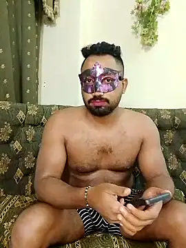 Snapshot of medo232586 chatting on December 2024 03:22:02 PM medo232586 online show from December 2024 03:22:02 PM