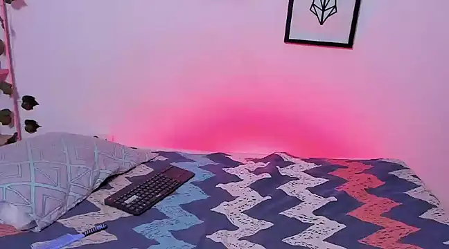 Snapshot of AfroditaMoore chatting on March 2025 02:37:02 AM AfroditaMoore online show from March 2025 02:37:02 AM