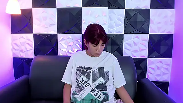 Snapshot of AfroditaMoore chatting on November 2025 03:50:01 AM AfroditaMoore online show from November 2025 03:50:01 AM