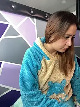 Snapshot of Keittly_ chatting on December 2024 04:06:01 PM Keittly online show from December 2024 04:06:01 PM