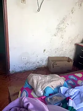 Snapshot of Keittly_ chatting on December 2024 01:14:01 PM Keittly online show from December 2024 01:14:01 PM