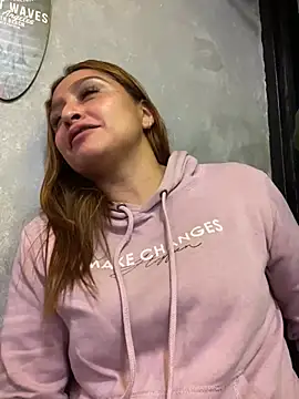 Snapshot of Keittly_ chatting on December 2024 01:53:02 AM Keittly online show from December 2024 01:53:02 AM