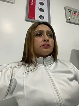 Snapshot of Keittly_ chatting on February 2025 08:22:02 AM Keittly online show from February 2025 08:22:02 AM