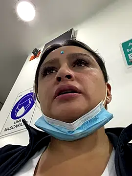 Snapshot of Keittly_ chatting on November 2025 01:57:01 PM Keittly online show from November 2025 01:57:01 PM