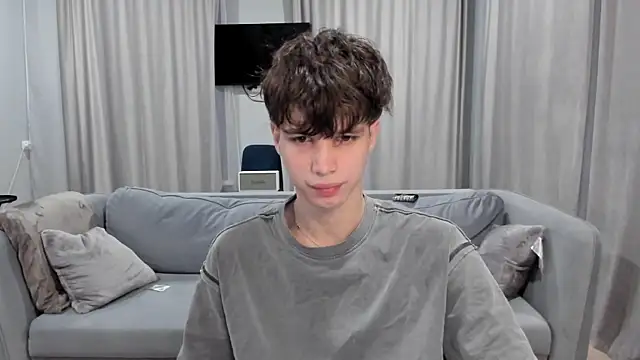 Snapshot of Im_Shine_Guy chatting on December 2024 06:43:01 AM Im Shine Guy online show from December 2024 06:43:01 AM