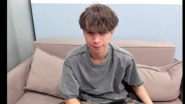 Snapshot of Im_Shine_Guy chatting on October 2025 01:50:02 AM Im Shine Guy online show from October 2025 01:50:02 AM