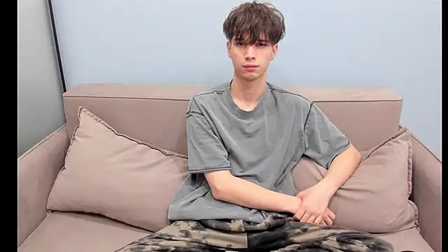 Snapshot of Im_Shine_Guy chatting on October 2025 02:36:02 AM Im Shine Guy online show from October 2025 02:36:02 AM