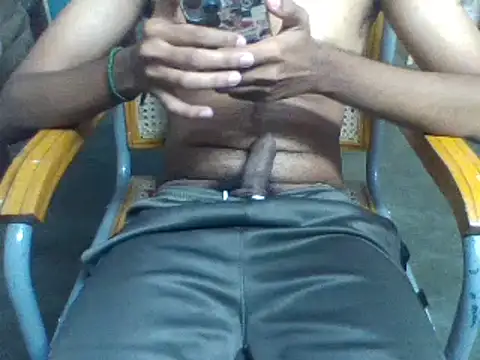 Snapshot of Suriyaa chatting on December 2024 04:14:02 PM Suriyaa online show from December 2024 04:14:02 PM