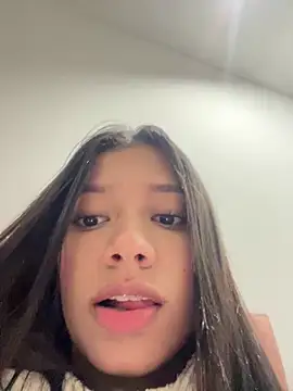 Lolitacooper online show from February 2025 10:32:01 PM