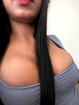 Lolitacooper online show from October 2025 09:03:02 PM