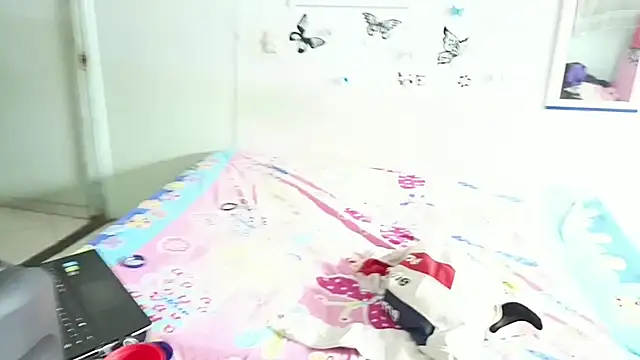 luxandracon23 online show from March 2025 04:03:02 PM