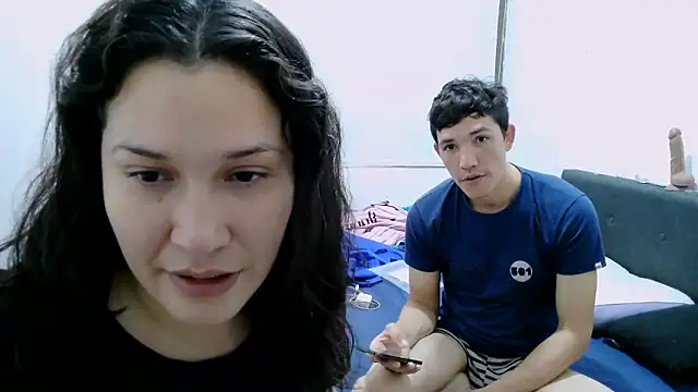 luxandracon23 online show from November 2025 04:07:01 PM