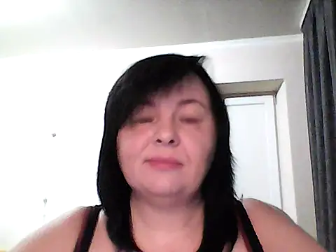 EmiliaLooo online show from November 2025 03:29:02 AM