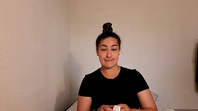 Aria Blisss online show from July 2026 01:02:02 AM
