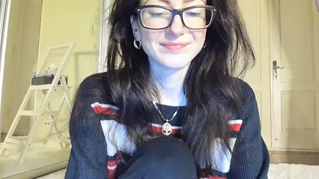 Baby Jewel online show from February 2025 11:10:01 AM