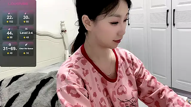 Snapshot of MMiao-66u chatting on February 2025 12:03:02 PM MMiao-66u online show from February 2025 12:03:02 PM