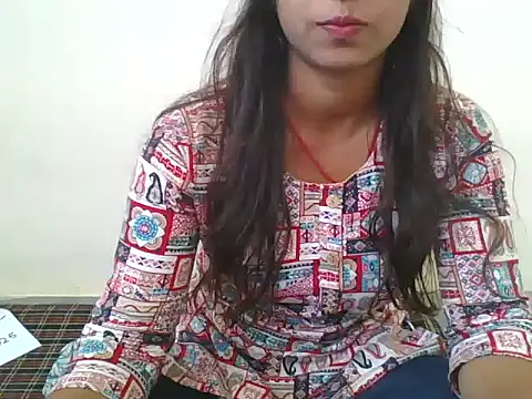 Snapshot of Lunaxx001 chatting on March 2025 05:46:01 AM Lunaxx001 online show from March 2025 05:46:01 AM