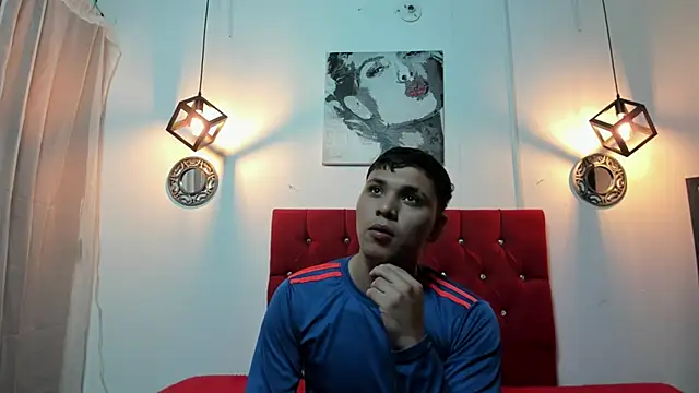 couple lovelyds online show from January 2025 10:01:01 PM