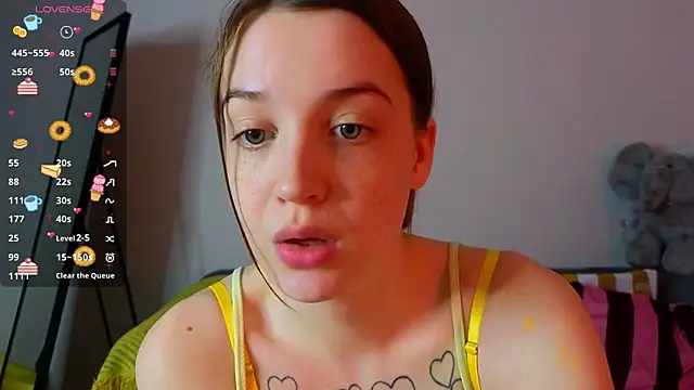 Snapshot of Sweet_Evva chatting on April 2026 04:35:01 PM Sweet Evva online show from April 2026 04:35:01 PM