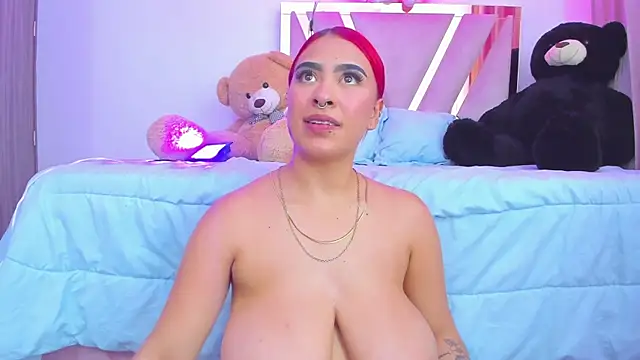 Sofia martiin online show from February 2025 08:38:02 PM