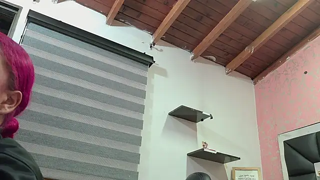 Sofia martiin online show from October 2025 03:06:02 AM